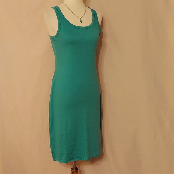 Popular 21 Green Bodycon Sleeveless Dress - Picture 2 of 4